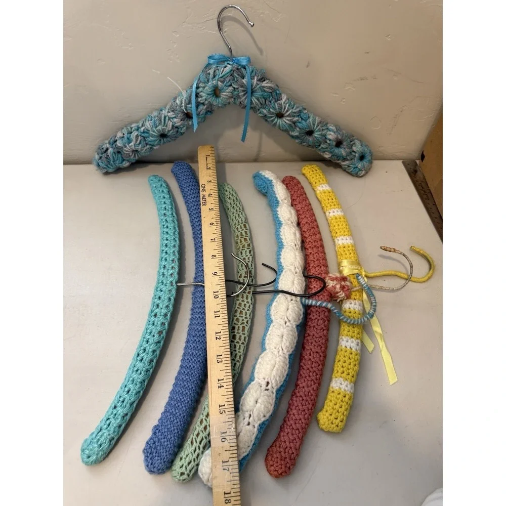 Vintage Lot of 7 Vintage Retro Crochet Yarn Metal‎ Coat Hangers